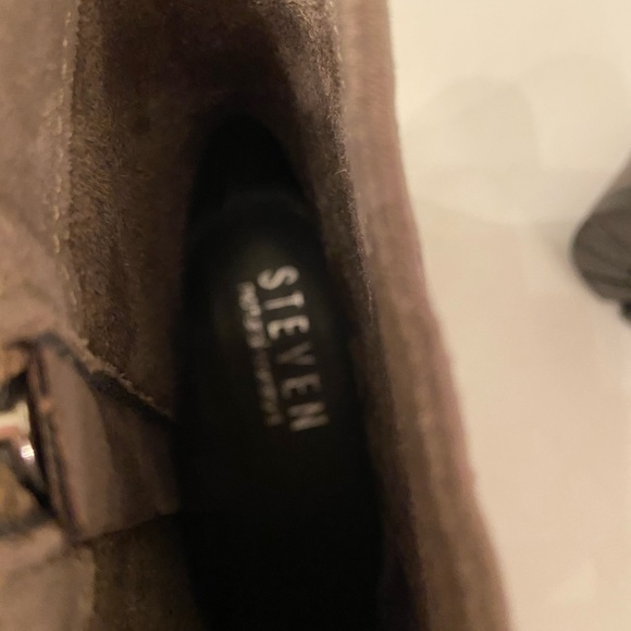 Steven by Natural Comfort beige suede ankle boots tiny silver studs NWT various - Picture 7 of 7